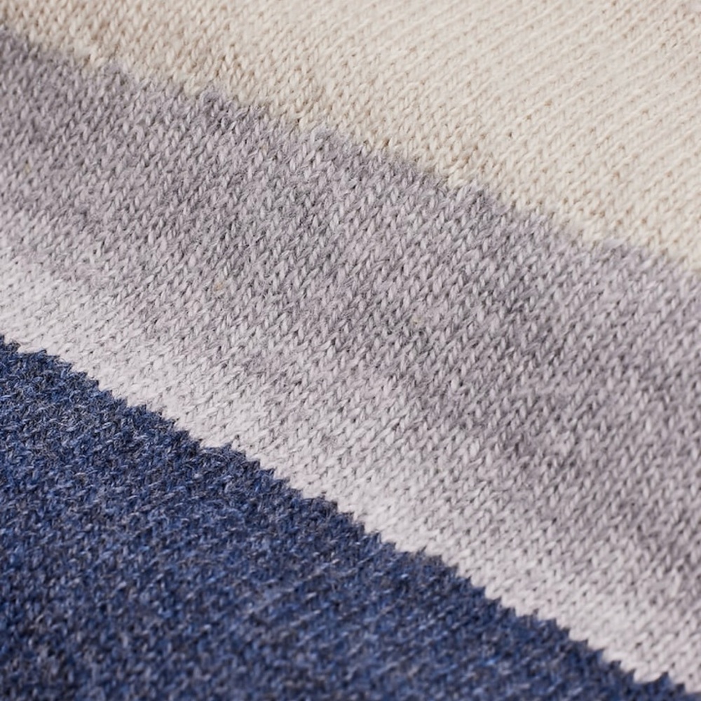 Abstract Gradient Pattern Crew Neck Sweater - image 2